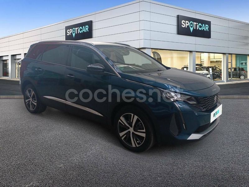 Usado Peugeot 5008 Allure 130 CV (95 kW) 2023 Azul Monovolumen