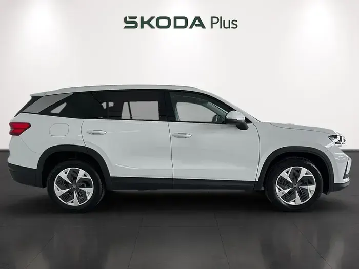 Usado Skoda Kodiaq Selection 150 CV (110 kW) 2025 Blanco SUV