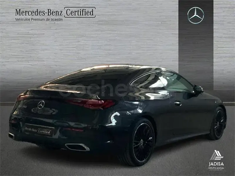 Usado Mercedes CLE200 204 CV (150 kW) 2025 Gris / plata Coupe