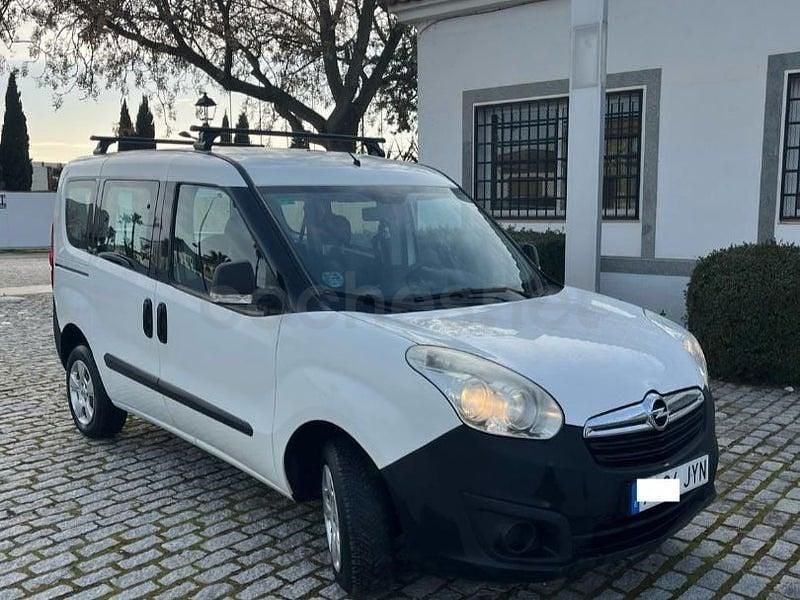 Usado Opel Combo Life Expression 100 CV (73 kW) 2018 Blanco Monovolumen