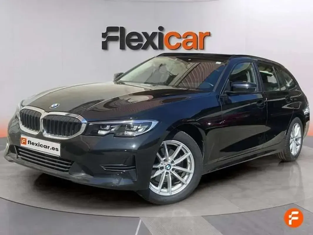 Usado BMW 320 190 CV (139 kW) 2019 Negro Familiar