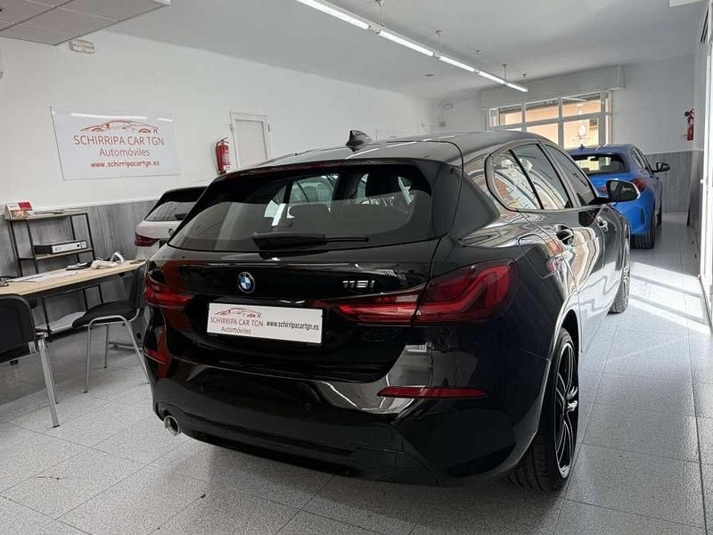 Usado BMW 118 Sport Line 136 CV (100 kW) 2022 Negro Utilitario