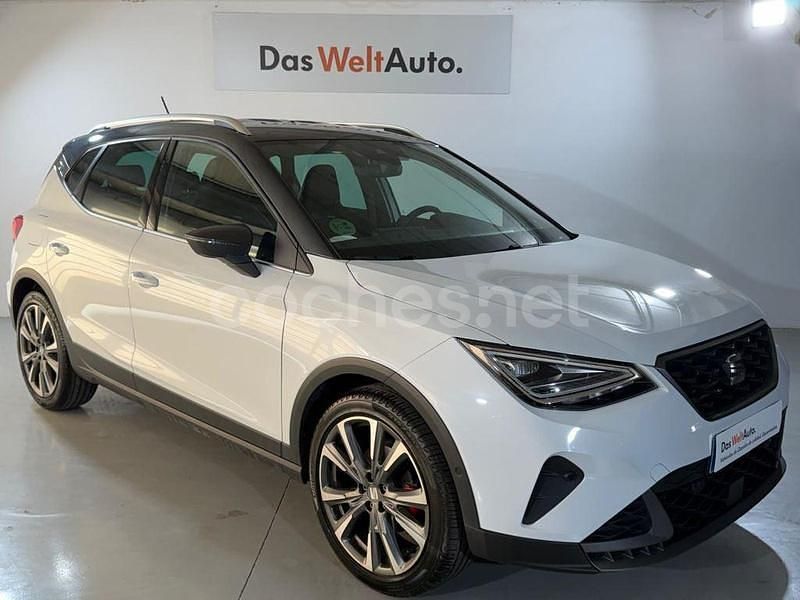 Blanco Usado 2025 Seat Arona FR SUV | 20.500 € (Precio justo) - Imagen 1/4
