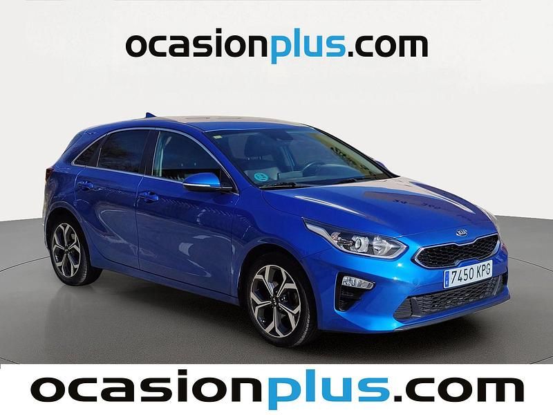 Usado Kia Ceed 120 CV (88 kW) 2018 Azul Utilitario