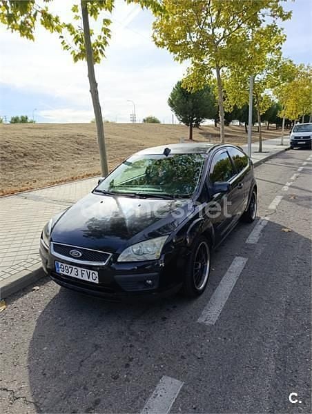 Negro Usado 2007 Ford Focus Sport Berlina | 2400 € (Super precio) - Imagen 1/4
