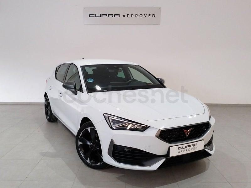 Usado Cupra Leon 150 CV (110 kW) 2025 Blanco Berlina