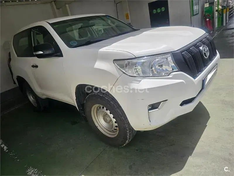 Usado Toyota Land Cruiser 177 CV (130 kW) 2020 Blanco SUV