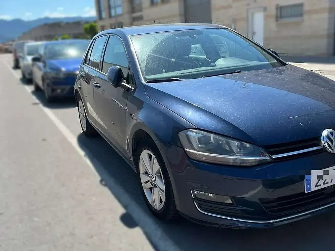 Usado VW Golf VII Sportline 110 CV (80 kW) 2014 Azul Utilitario