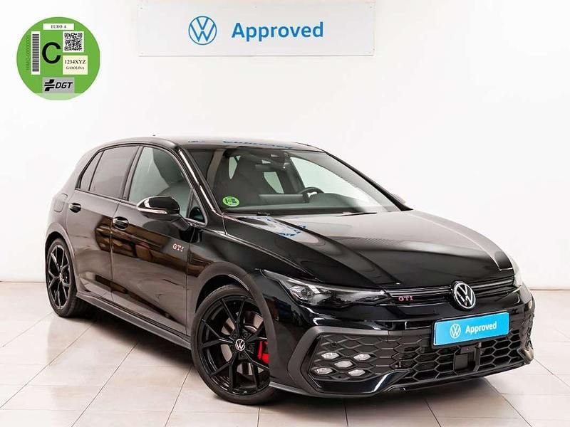 Negro Usado 2025 VW Golf VIII GTI Utilitario | 43.990 € (Un poco caro) - Imagen 1/4