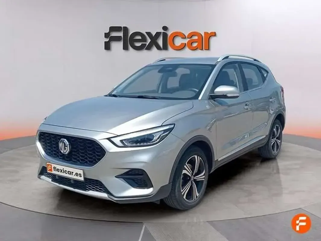 Usado MG ZS Comfort 116 CV (85 kW) 2025 Gris SUV