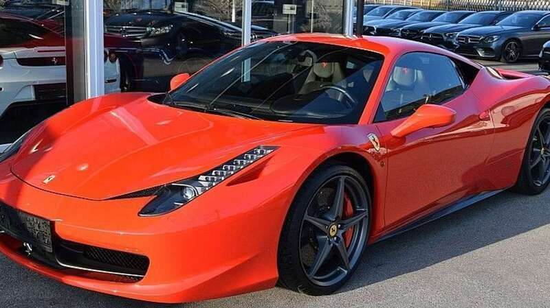 Rojo Usado 2011 Ferrari 458 Coupe | 246.900 € (Caro) - Imagen 1/4