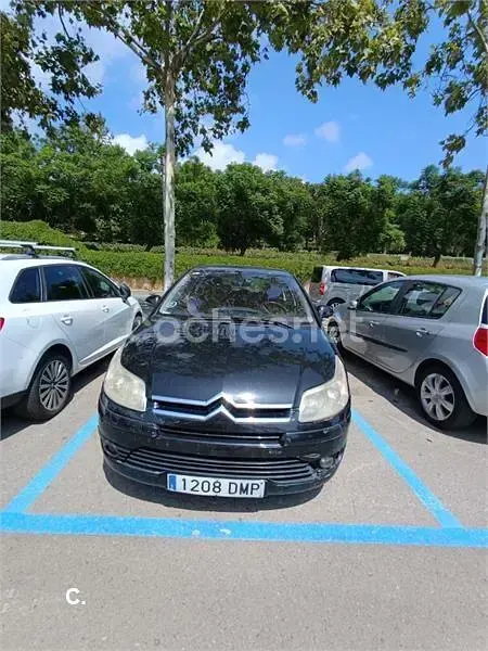 Usado Citroën C4 Exclusive 110 CV (80 kW) 2005 Negro Berlina
