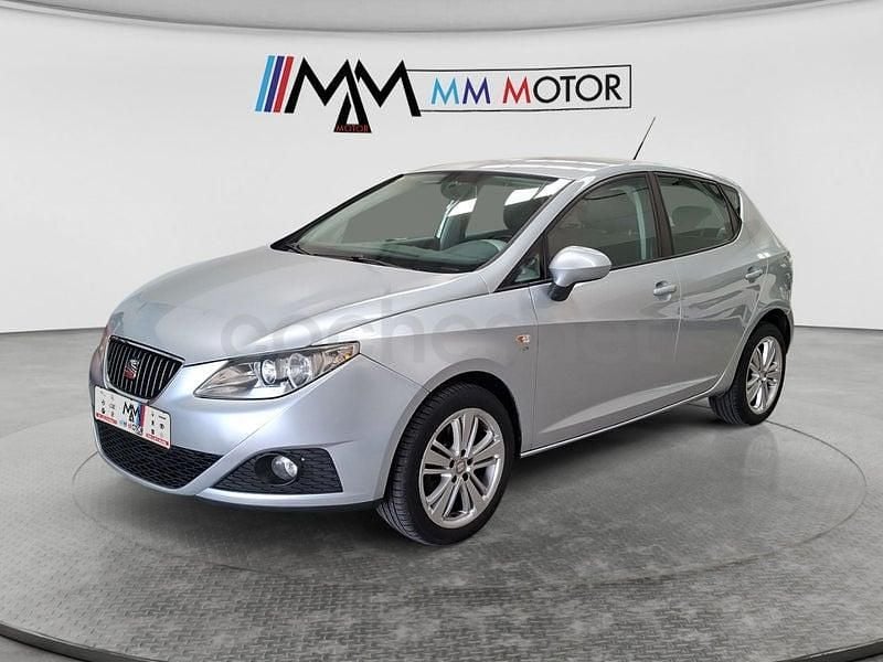 Usado Seat Ibiza Stylance 105 CV (77 kW) 2008 Gris / plata Berlina