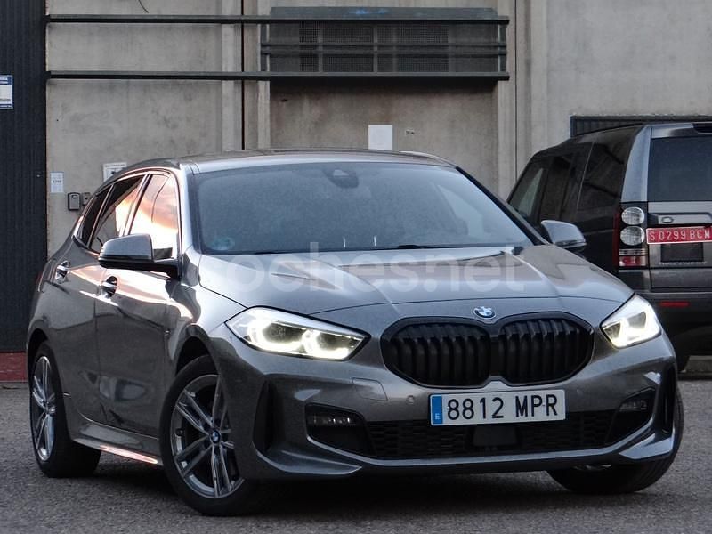 Gris Usado 2024 BMW 118 M Sport Utilitario | 25.990 € (Super precio) - Imagen 1/4
