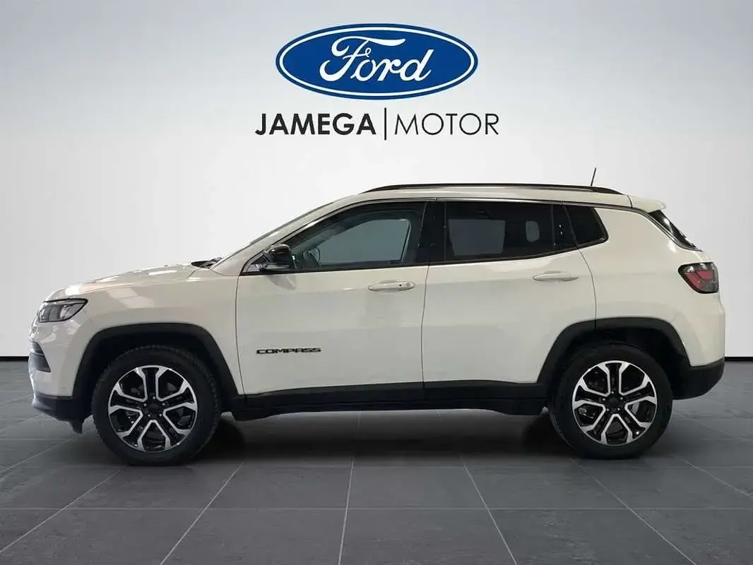 Usado Jeep Compass 131 CV (96 kW) 2021 Blanco SUV