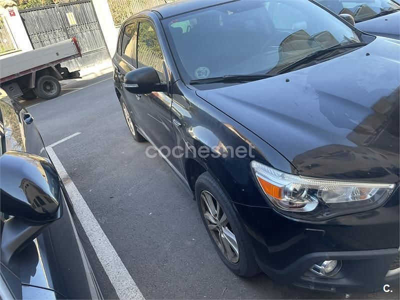 Usado Mitsubishi ASX 116 CV (85 kW) 2011 Negro SUV