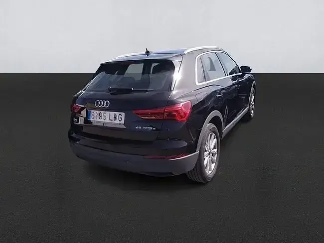 Usado Audi Q3 Advanced Plus 245 CV (180 kW) 2022 Negro SUV
