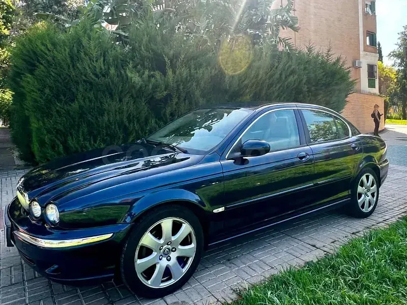 Usado Jaguar X-type Executive 231 CV (169 kW) 2006 Azul Berlina