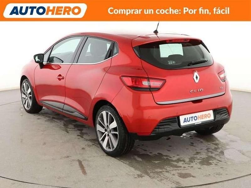 Usado Renault Clio IV 90 CV (66 kW) 2014 Rojo Berlina
