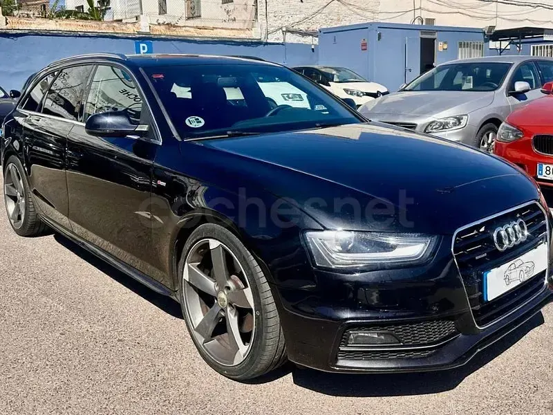 Usado Audi A4 245 CV (180 kW) 2013 Negro Familiar