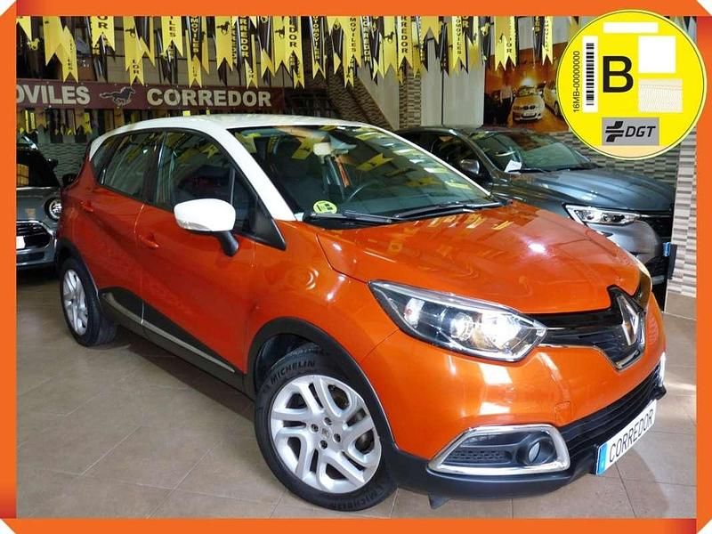 Usado Renault Captur Intens 90 CV (66 kW) 2014 Naranja SUV