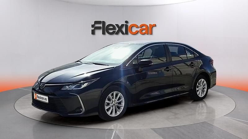 Usado Toyota Corolla Active 125 CV (91 kW) 2023 Negro Berlina