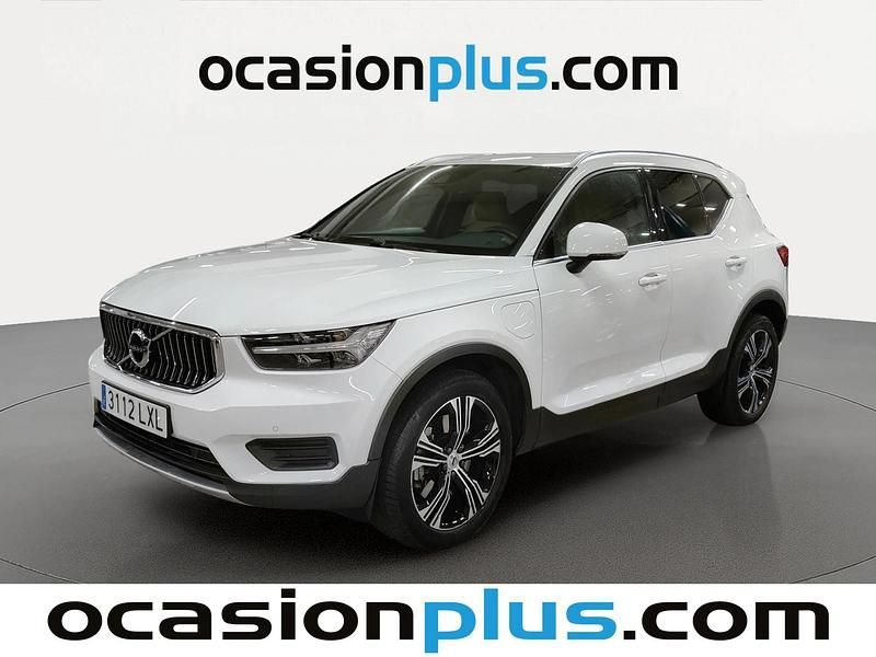 Usado Volvo XC40 Plus 211 CV (155 kW) 2022 Blanco SUV