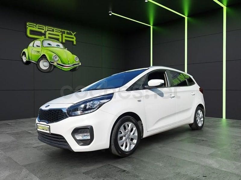 Usado Kia Carens 115 CV (84 kW) 2018 Blanco Monovolumen