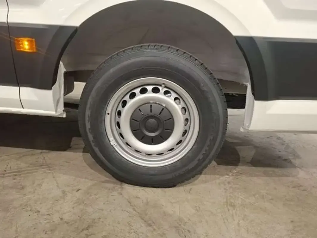 Usado VW Crafter 140 CV (102 kW) 2025 Blanco Van