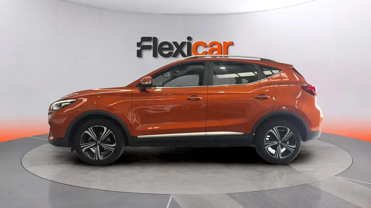 Usado MG ZS Comfort 106 CV (77 kW) 2023 Naranja SUV