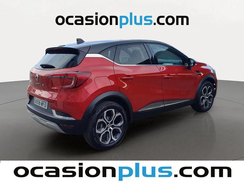 Usado Renault Captur Techno 145 CV (106 kW) 2023 Rojo SUV