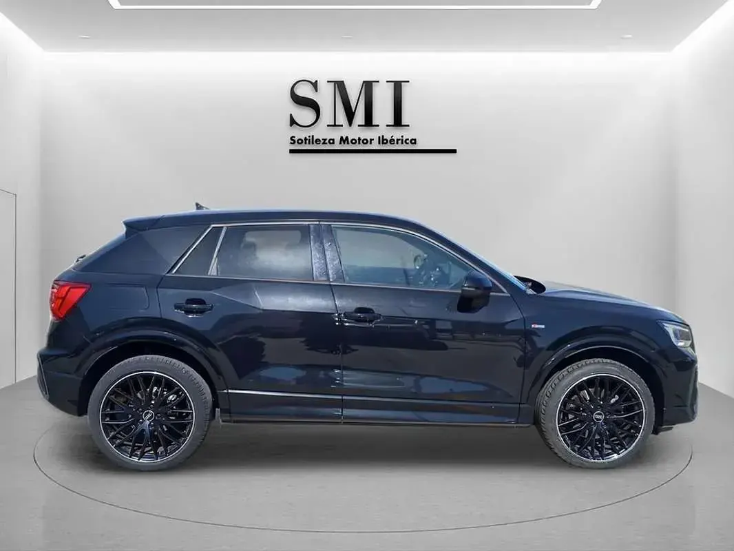 Usado Audi Q2 150 CV (110 kW) 2024 Negro SUV