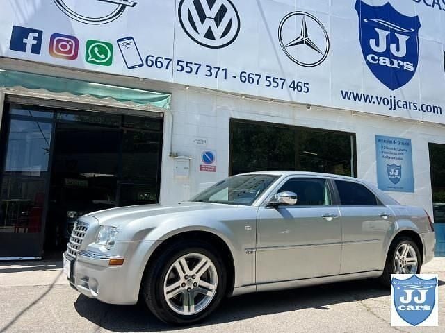Gris / plata Usado 2006 Chrysler 300C Berlina | 9990 € (Buen precio) - Imagen 1/4