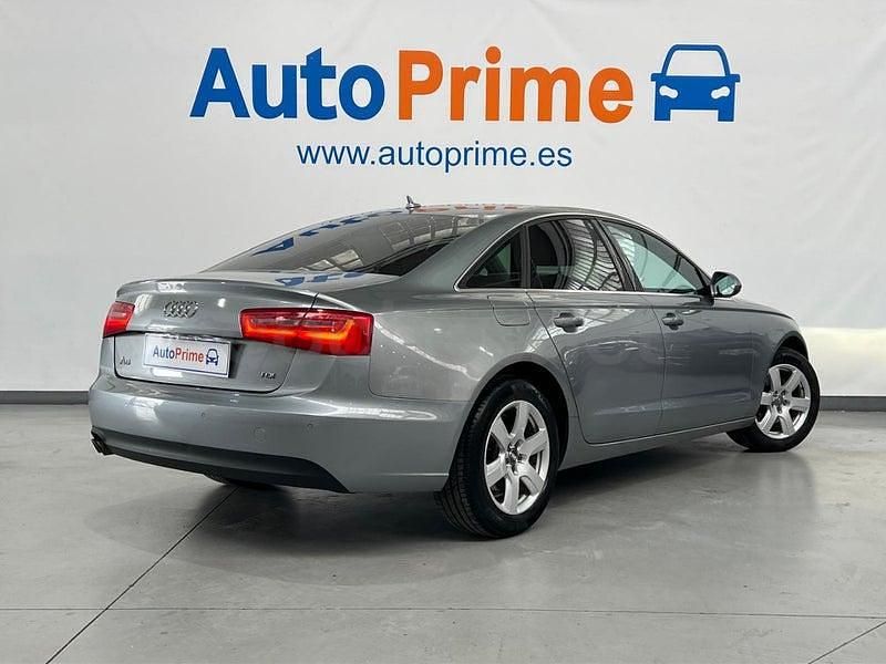 Usado Audi A6 177 CV (130 kW) 2011 Azul Berlina