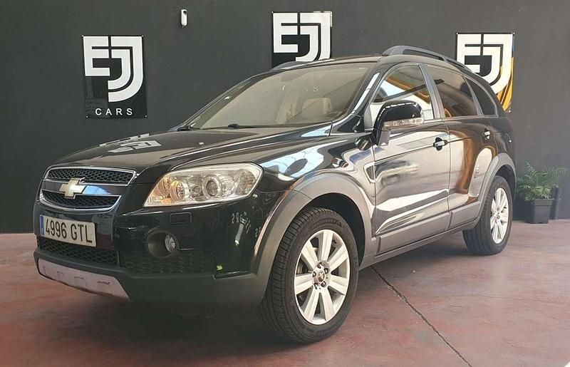 Negro Usado 2010 Chevrolet Captiva Sport SUV | 7990 € (Precio justo) - Imagen 1/4