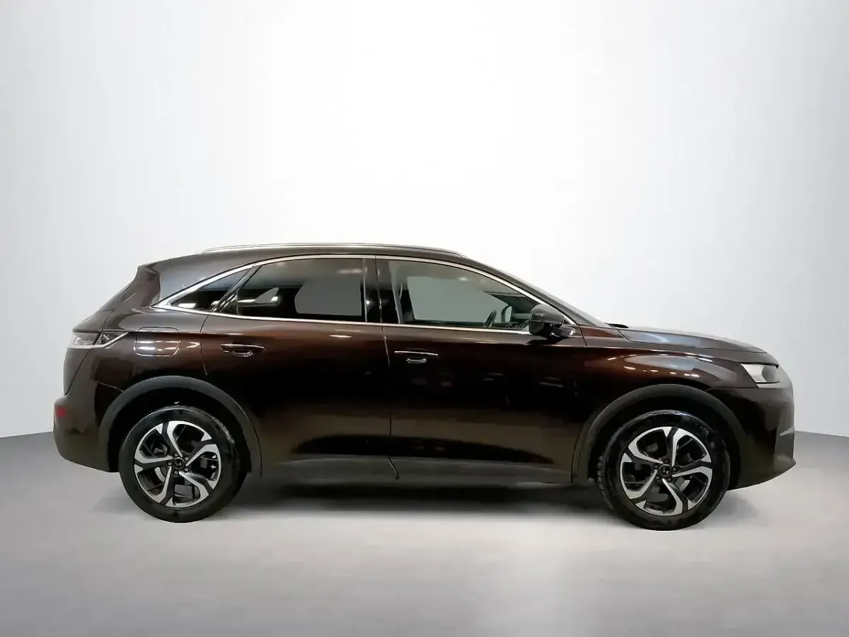 Usado DS Automobiles DS7 Crossback So Chic 227 CV (166 kW) 2018 Marrón SUV