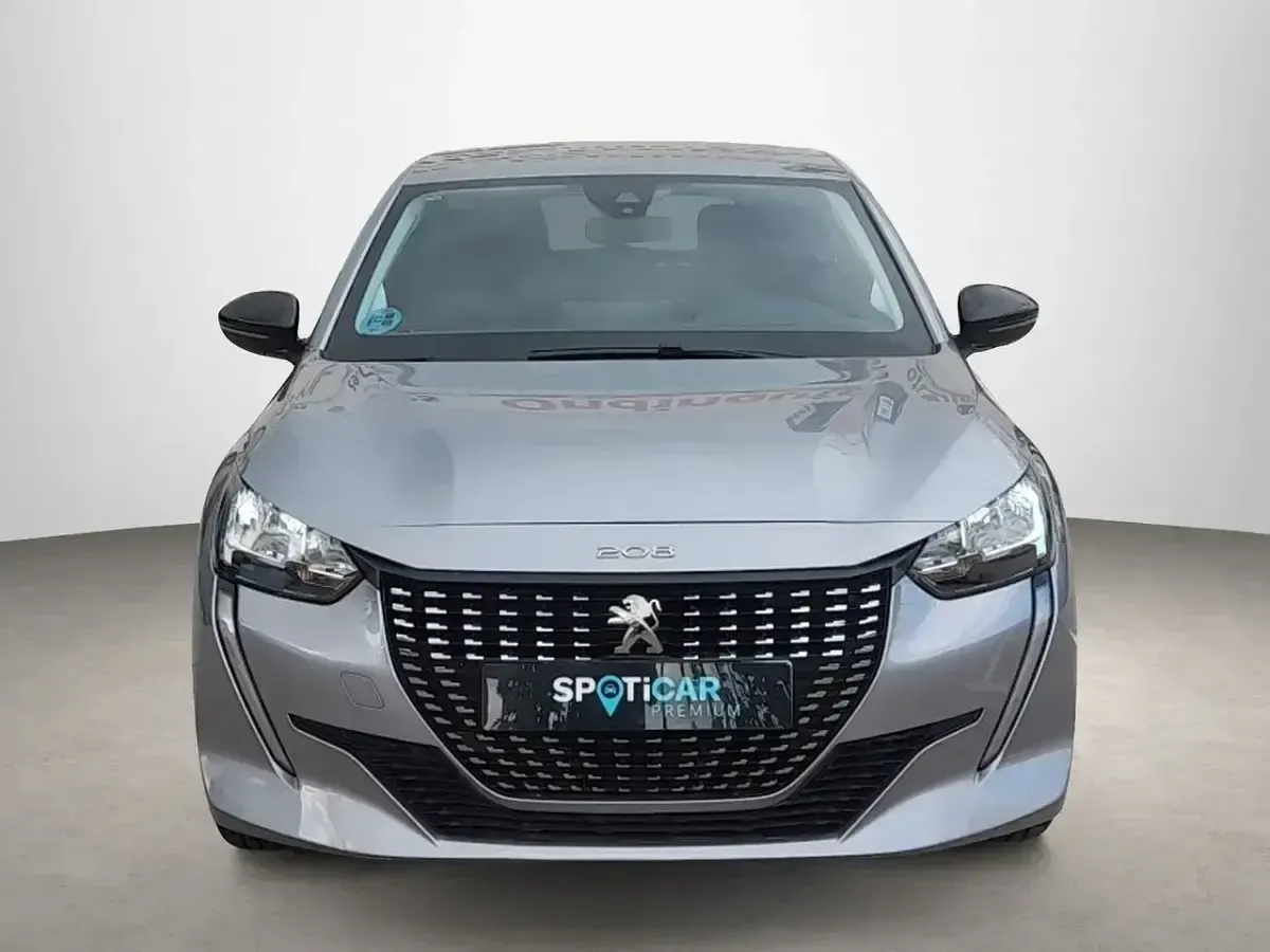 Usado Peugeot 208 Active 75 CV (55 kW) 2022 Gris Utilitario