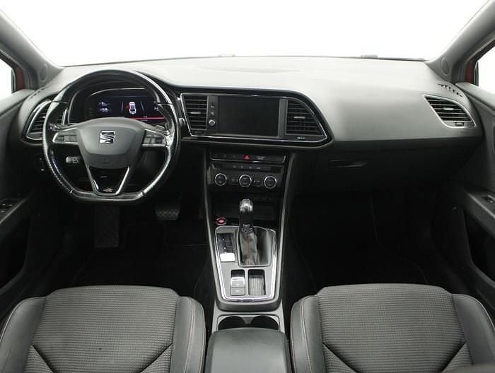 Usado Seat Leon FR 150 CV (110 kW) 2020 Rojo