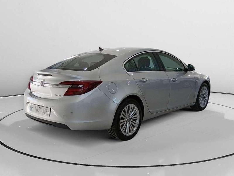 Usado Opel Insignia Excellence 140 CV (102 kW) 2015 Gris Berlina