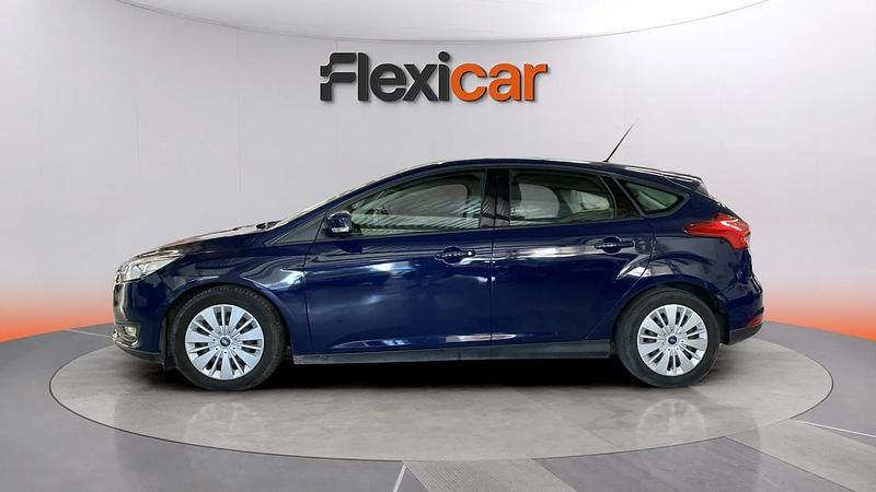 Usado Ford Focus Active 120 CV (88 kW) 2021 Azul Berlina