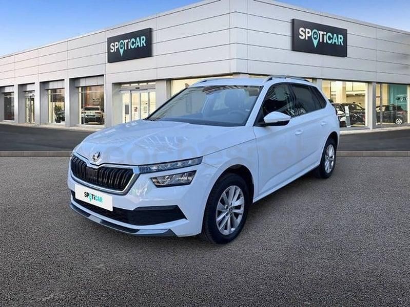 Usado Skoda Kamiq Ambition 110 CV (80 kW) 2023 Blanco SUV