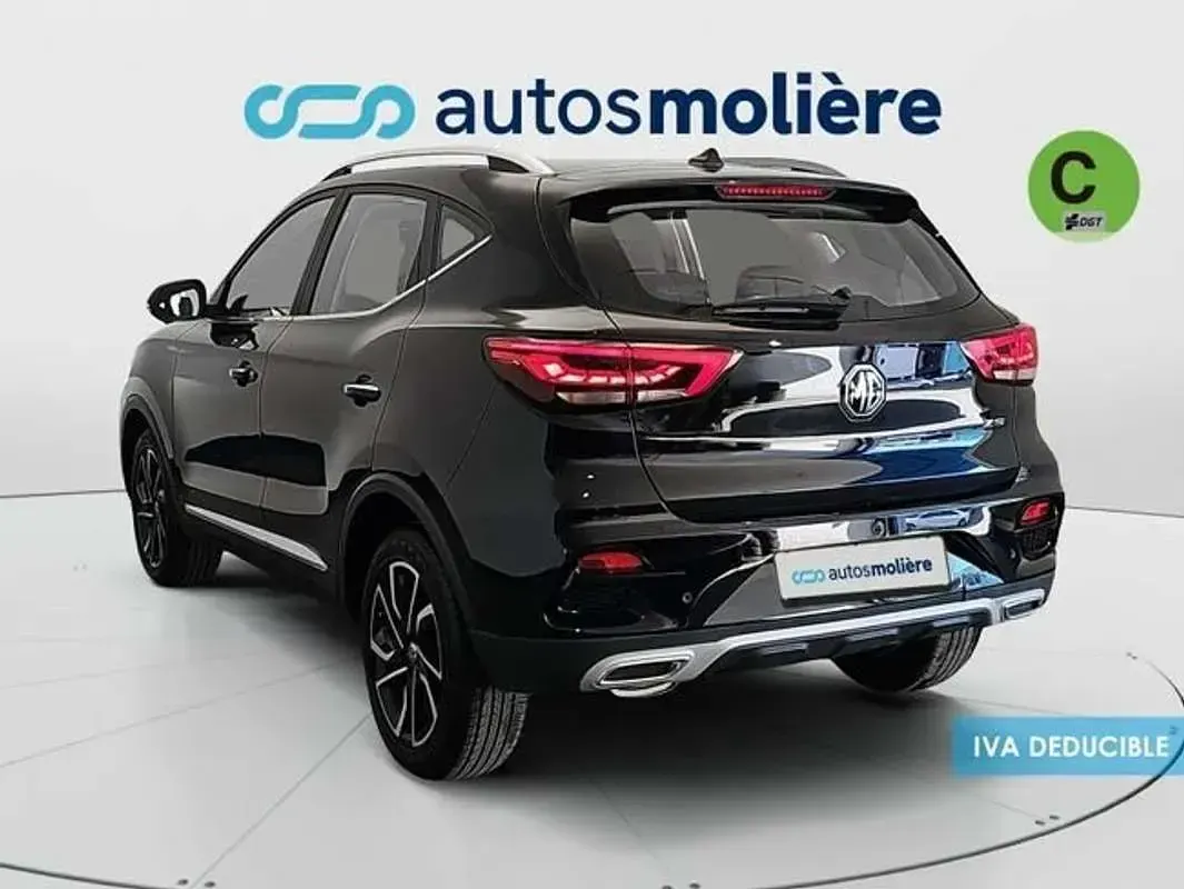 Usado MG ZS Luxury 111 CV (81 kW) 2023 Negro SUV