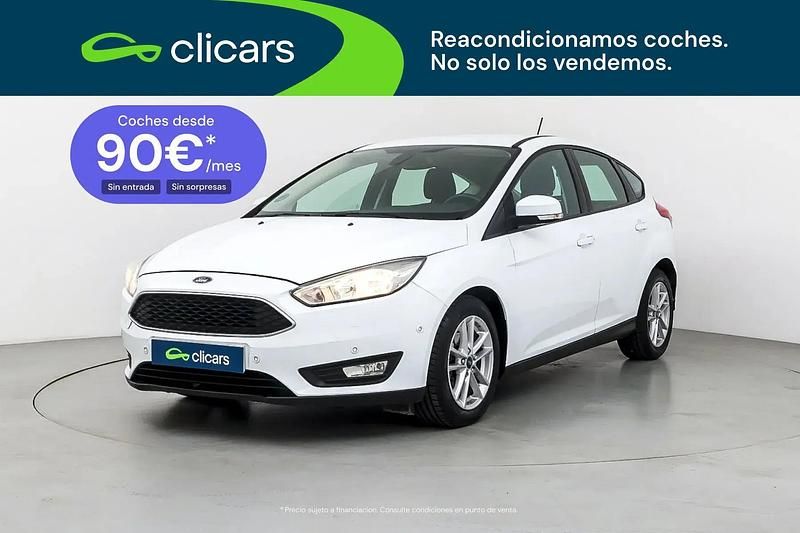 Używany Ford Focus Trend+ 125 KM (91 kW) 2018 Biały Sedan/Limuzyna