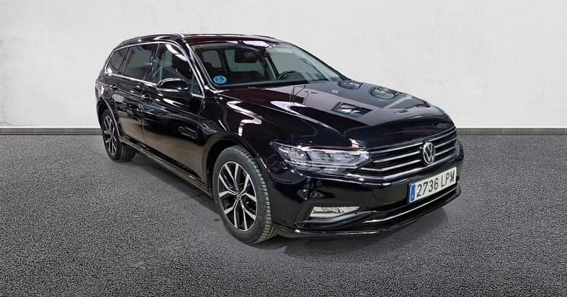 Usado VW Passat Executive 150 CV (110 kW) 2021 Familiar
