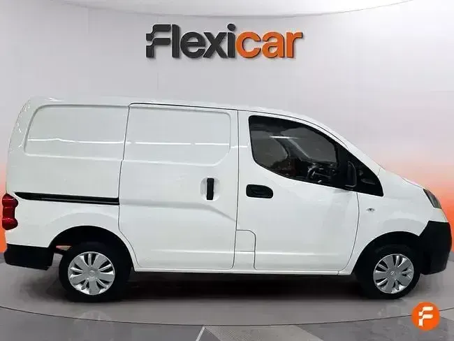 Usado Nissan NV200 90 CV (66 kW) 2019 Blanco Monovolumen