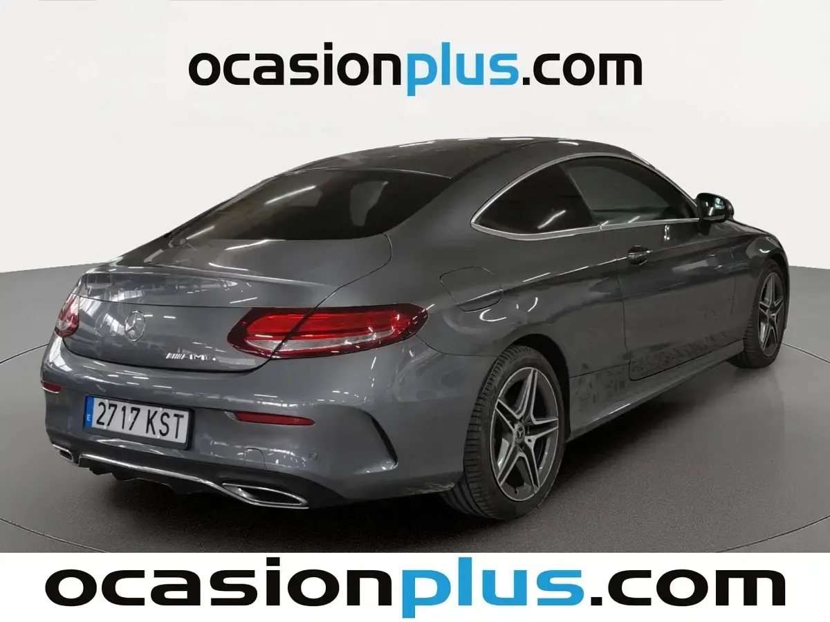 Usado Mercedes 220 AMG 194 CV (142 kW) 2019 Gris Coupe