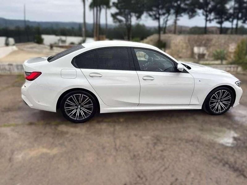 Usado BMW 318 150 CV (110 kW) 2021 Blanco Berlina
