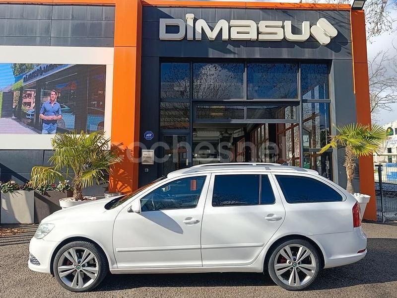 Usado Skoda Octavia RS 184 CV (135 kW) 2013 Blanco Familiar