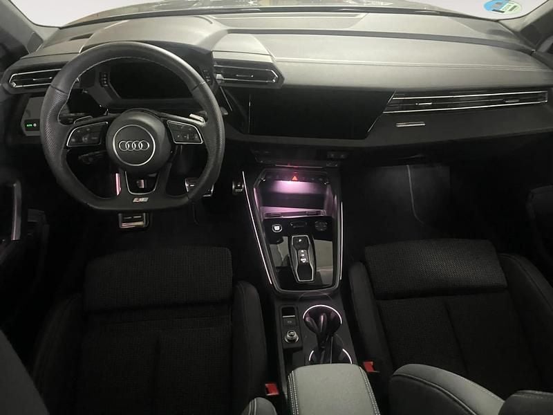Usado Audi A3 150 CV (110 kW) 2025 Gris/plata