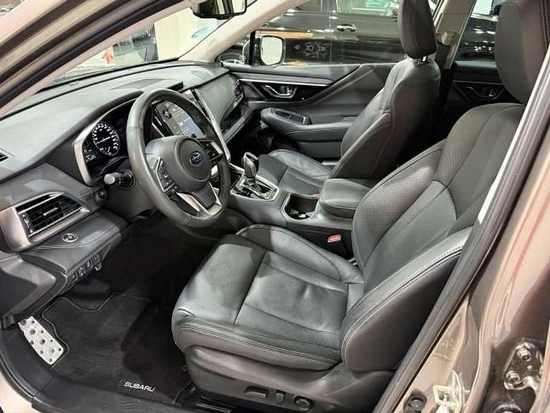 Usado Subaru Outback 170 CV (125 kW) 2021 Marrón Familiar